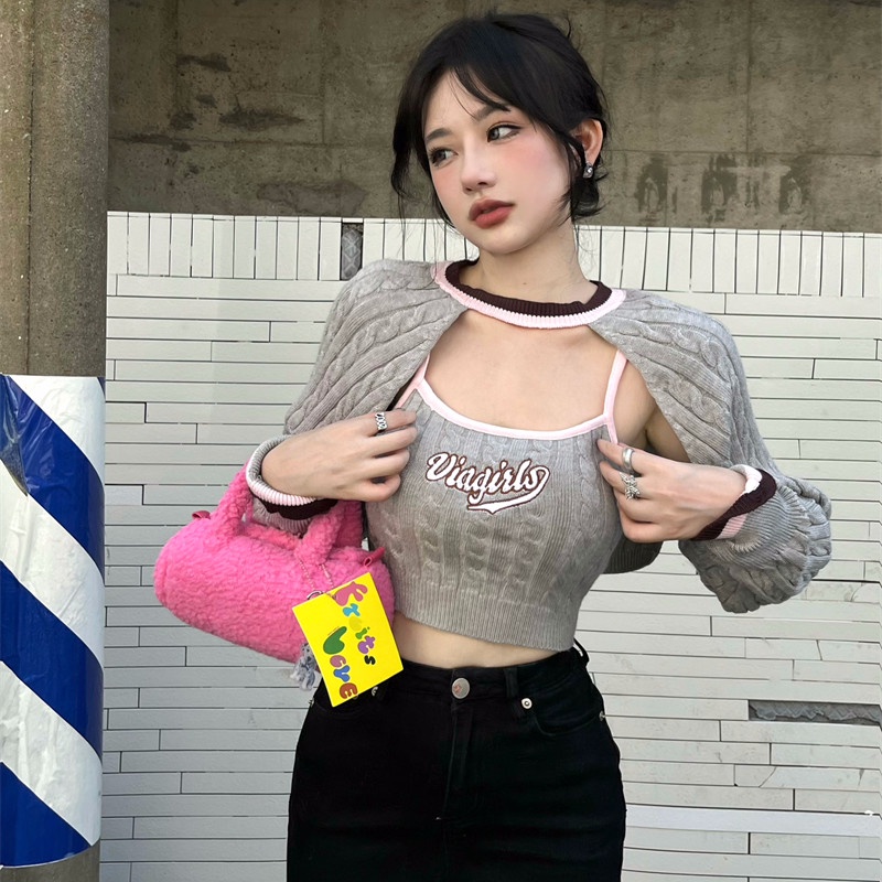 Bộ Áo Dệt Kim Sát Nách Dáng Rộng Thêu Họa Tiết + Áo Tay Dài Thời