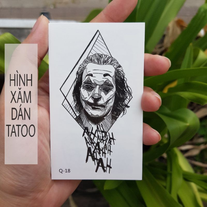 Hình xăm chú hề q18. Xăm dán tatoo mini tạm thời, size &lt;10x6cm