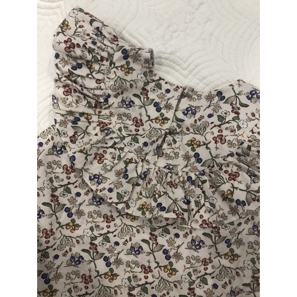 Đầm bé gái hoa nhí