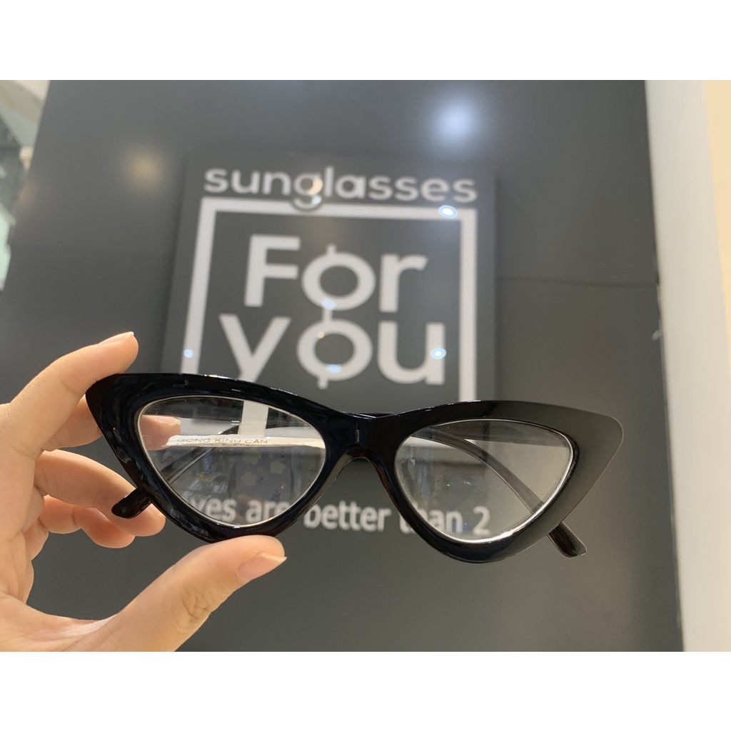 Gọng kính mắt mèo nhựa thời trang năng động màu đen 0001 | BigBuy360 - bigbuy360.vn