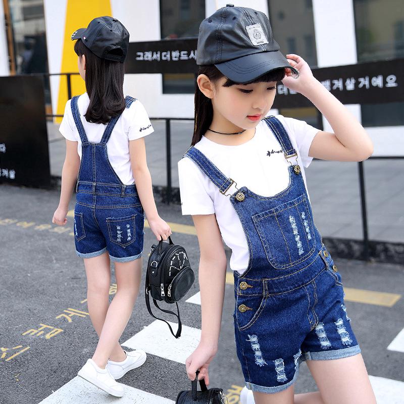 Áo thun và quần yếm cho bé gái