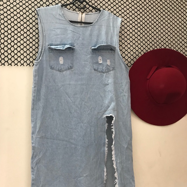 Đầm jean xẻ đùi