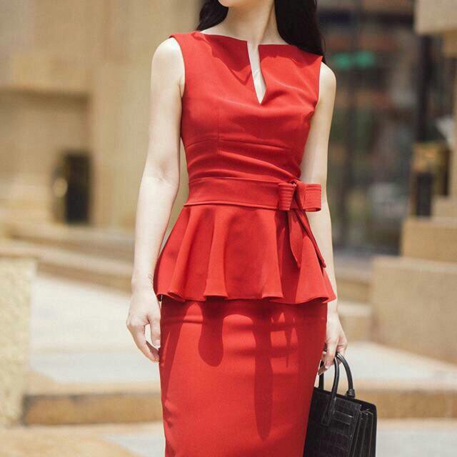 ĐẦM CÔNG SỞ PEPLUM ĐÍNH NƠ EO
DB0295
Thun cao cấp
-Size M: 84 - 64 - 88
-Size L: 88 - 68 - 92
400K