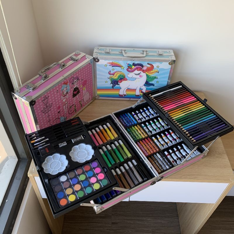 Hộp bút màu đa năng 145 chi tiết giúp bé học vẽ hiệu quả, hộp màu vẽ đa năng