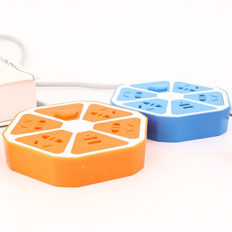 Ổ CẮM ĐIỆN ĐA NĂNG HÌNH TRÁI CAM LỤC GIÁC NHIỀU MÀU CÓ CÔNG TẮC GỒM 4 LỖ CẮM ĐIỆN VÀ 2 CỔNG USB, PHÍCH CẮM