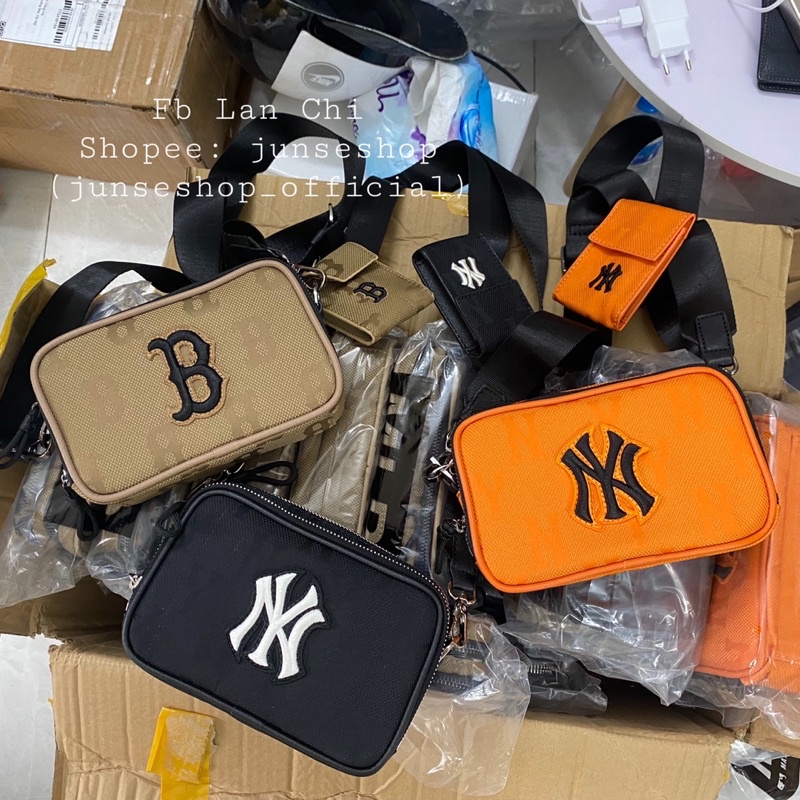 Túi đeo chéo M size 18cm bản mới 2022