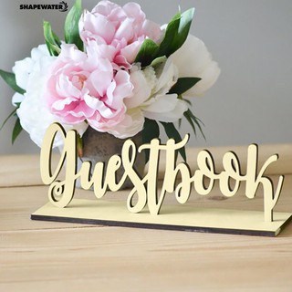 Bảng gỗ khắc hình chữ để bàn trang trí tiệc cưới