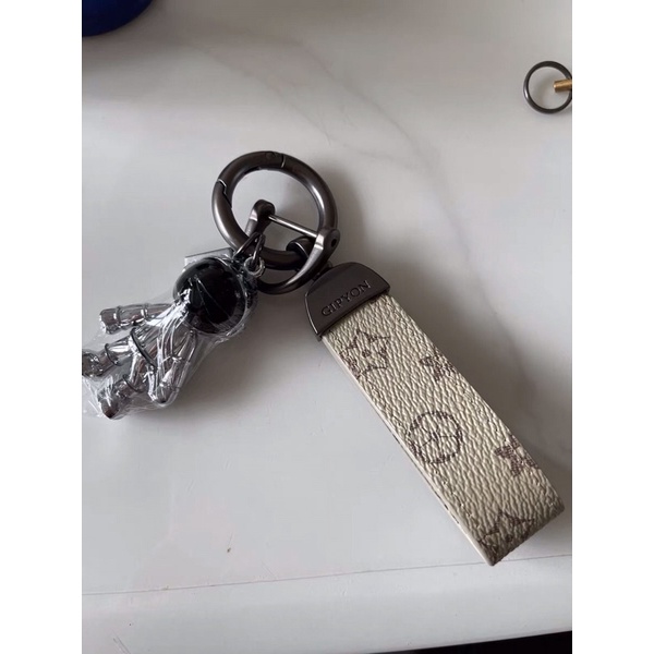 Móc-treo-chìa-khoá-xe-Ô-tô-cao-cấp