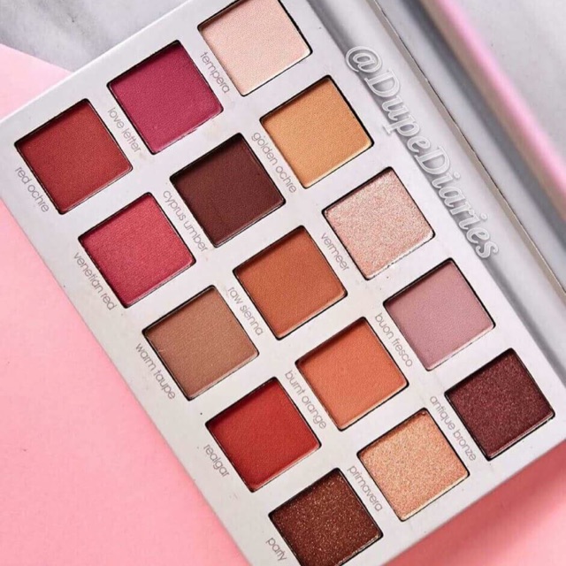 Bảng phấn mắt Irresistible của Beauty Creations