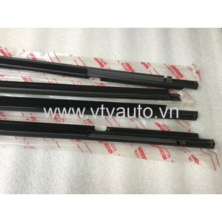 Bộ 4 nẹp chân kính ngoài toyota corolla altis 2002-2007