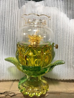 ĐÈN ĐỐT DẦU LƯU LY CÁT TƯỜNG ( Mã 02)