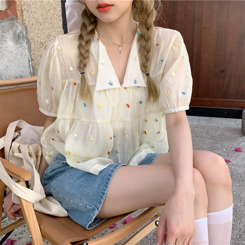 Áo kiểu tay ngắn cổ tròn thời trang Hàn Quốc