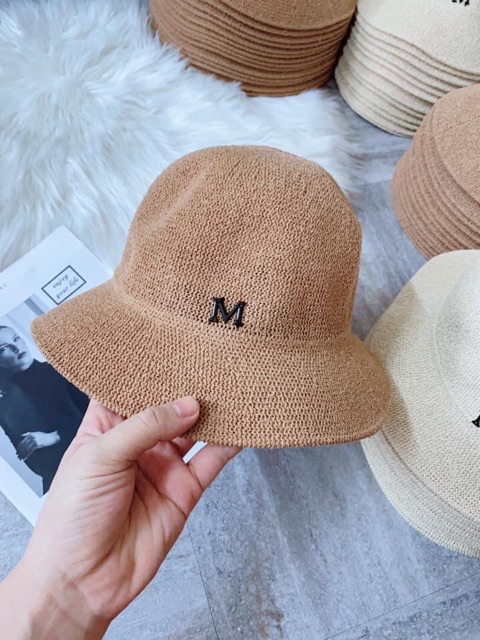 Mũ cói chữ M BUCKET