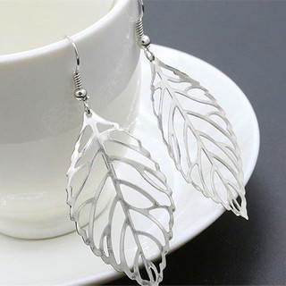 Khuyên Tai Hình Chiếc Lá Cá Tính