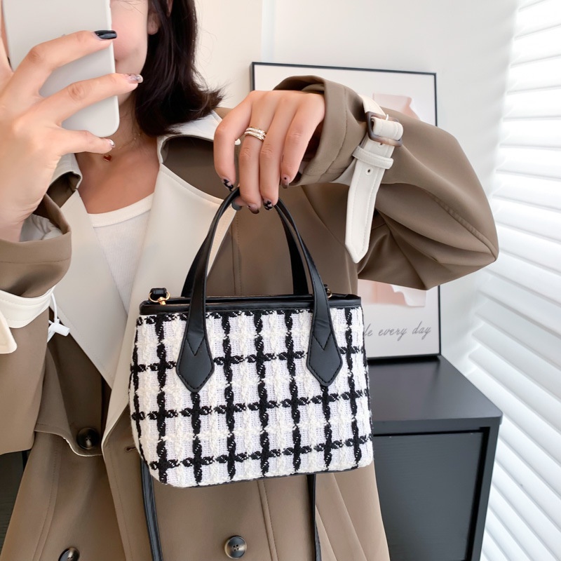 Túi Đeo Chéo Vai Bằng Vải Canvas Thời Trang Mùa Thu Đơn Giản Dễ Thương Cho Nữ