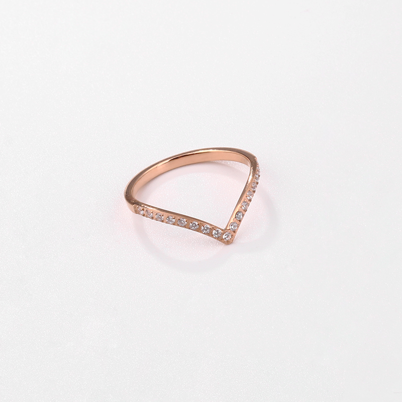 Heart-shaped Micro Inlaid Zirconium Ring Rose Gold Tail Ring Temperament Titanium Steel