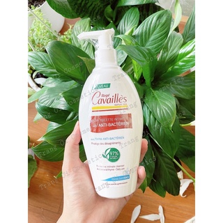 Dung dịch vệ sinh Roge Cavailles