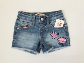 Quần short bé gái HM siêu xinh