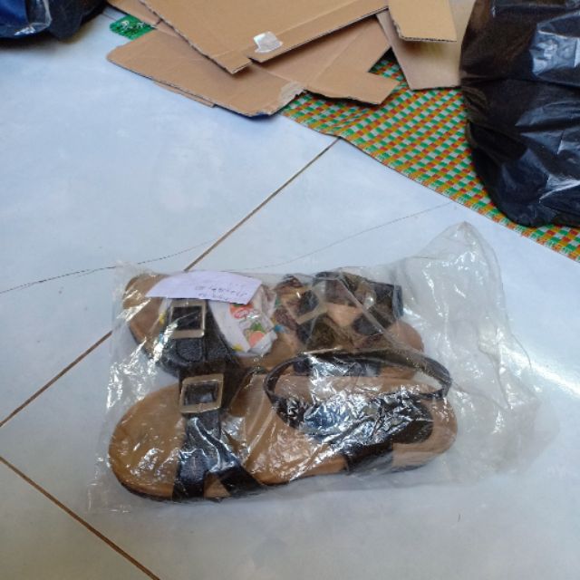 Dép Tạ Ngọc 150k