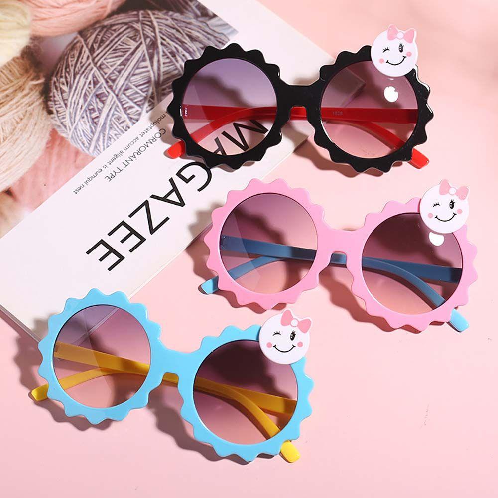 Kính Mát Đi Biển Hình Hoa Hướng Dương Dễ Thương Cho Bé Gái