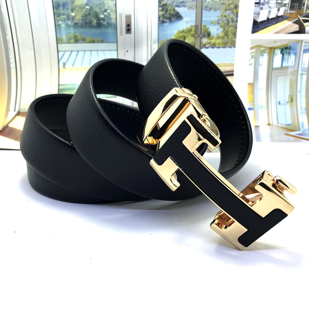 THẮT LƯNG NAM THỜI TRANG CÓ HỘP ĐỰNG THEO KÈM