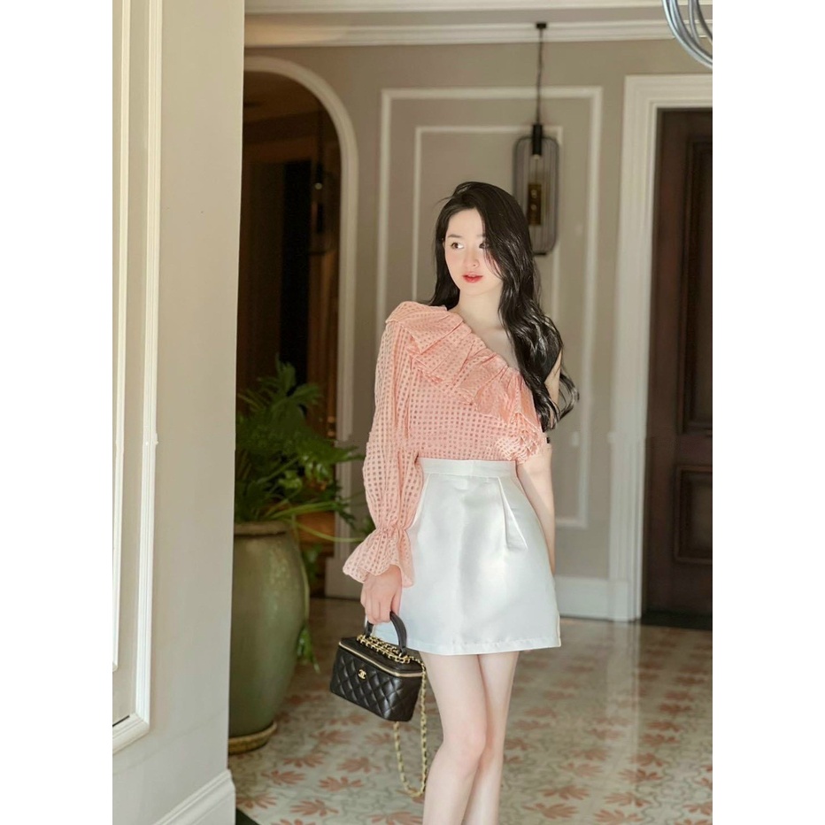 Set áo bèo lệch vai kèm chân váy  trắng trẻ trung, nữ tính