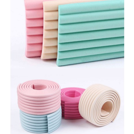 Xốp mút đa năng bọc cạnh bàn cạnh giường chống va đập bảo vệ đầu bé dài 2m, rộng 8cm hàng loại 1