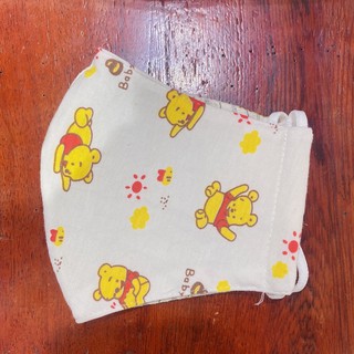 Khẩu trang vải gấu Pooh