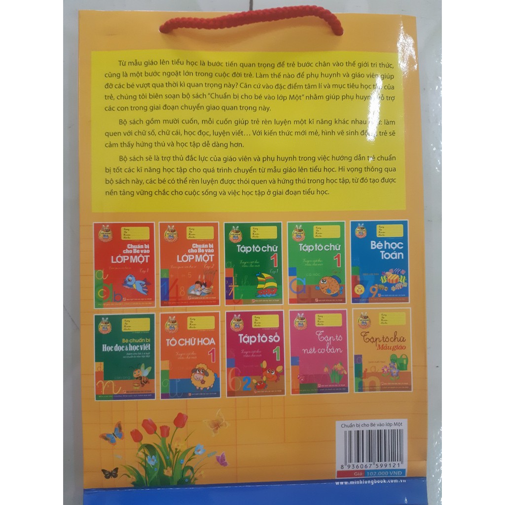 Sách (combo 2 túi): Chuẩn bị cho bé vào lớp một (Túi 10 Cuốn)+ Bé tập tô màu mẫu giáo (Túi 8 cuốn)