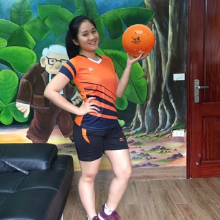 Quần áo bóng chuyền: (nam/nữ)