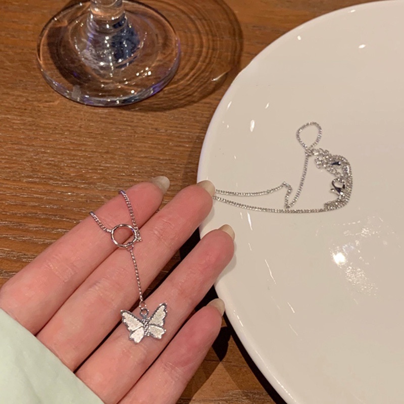 Vòng cổ hợp kim mặt hình bướm đơn giản thời trang cho nữ