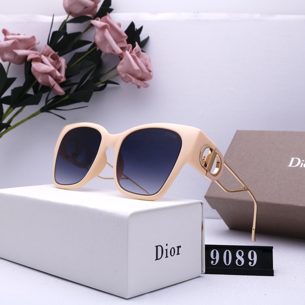 ! Dior!! Kính mát phân cực chống tia sáng xanh mới cho nữ