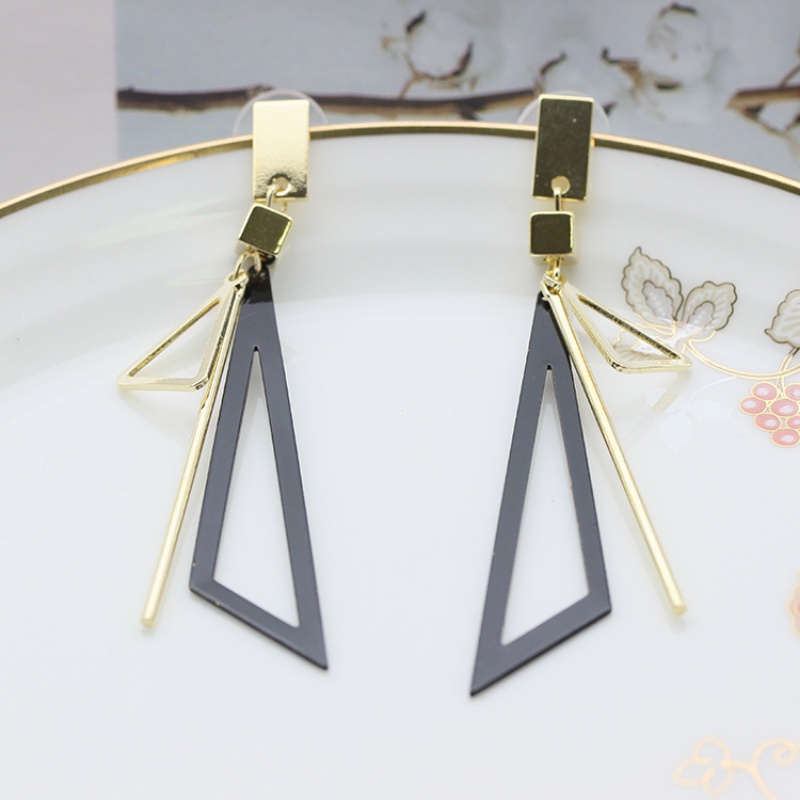 Đôi Khuyên Tai Dài Hình Tam Giác Thời Trang Âu Mỹ