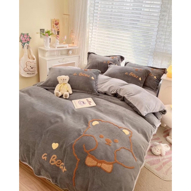 Set Bộ Vỏ Nỉ Nhung Mịn Thêu Gấu Beo Má Dễ Thương Nhiều Màu Sắc_shinbedding
