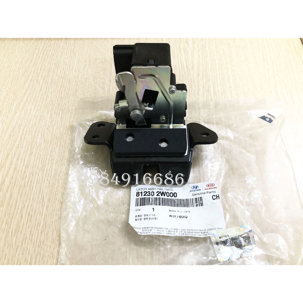 Ổ KHÓA NGẬM CỐP HẬU HUYNDAI SANTAFE CHÍNH HÃNG MOBIS HÀN QUỐC