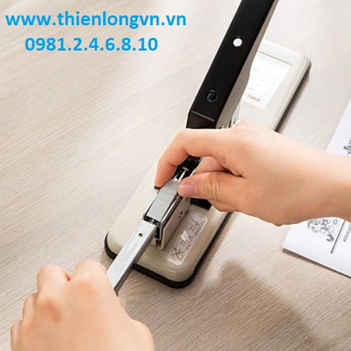 Dập ghim bấm kim trung 80 tờ Deli - E0394