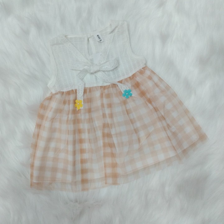 Đầm bé gái size nhí dễ thương