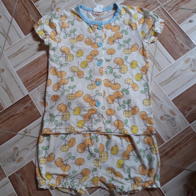 Set đồ bé gái kutin