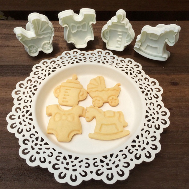 Set 4 Khuôn Cắt Tạo Hình Bình Sữa 3d Trang Trí Bánh