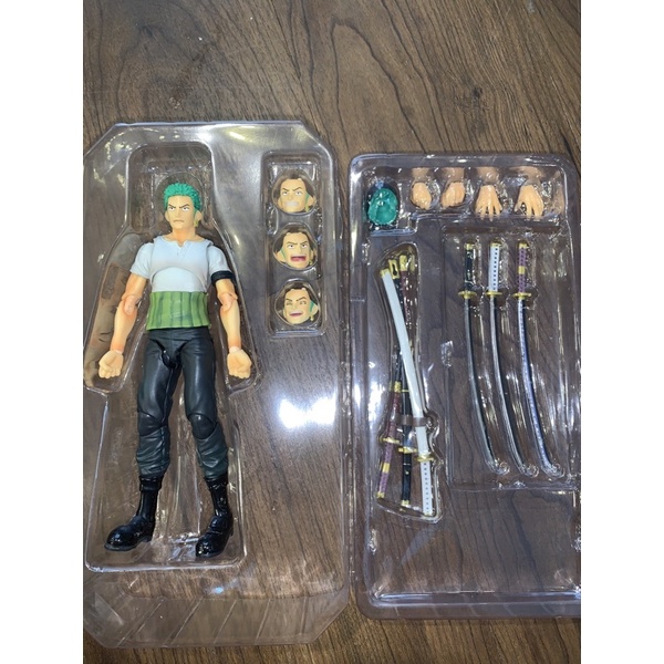 Mô hình khớp Zoro trước timeskip 17cm - One Piece vua hải tặc