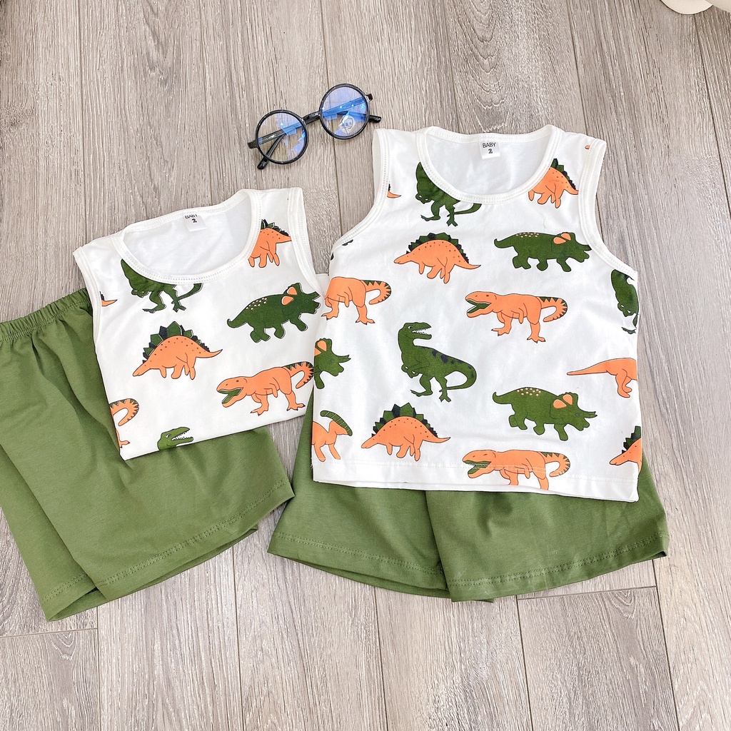 Ba lỗ Khủng long xanh nền trắng bé trai