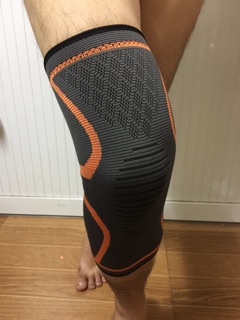 Đôi Bó gối thể thao