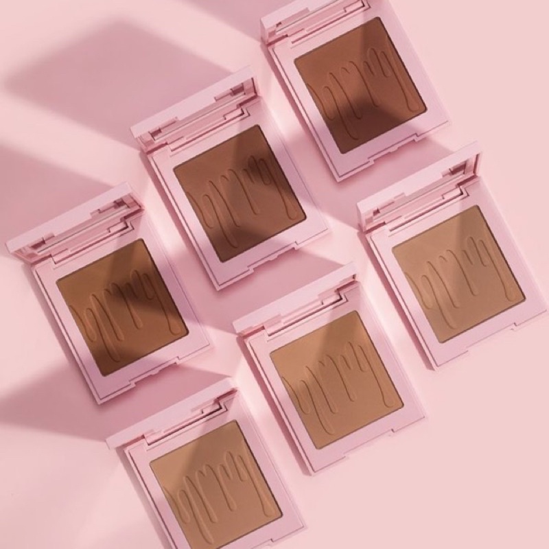 Phấn tạo khối Kylie Bronzer SALE 60% !!