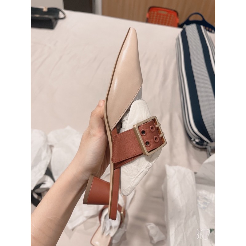 Giầy nữ Charles&Keith quai ngang màu đỏ chất liệu Satin thanh lịch- Size36- Bị trầy đế như hình- Màu hồng nhạt- Đế 5cm