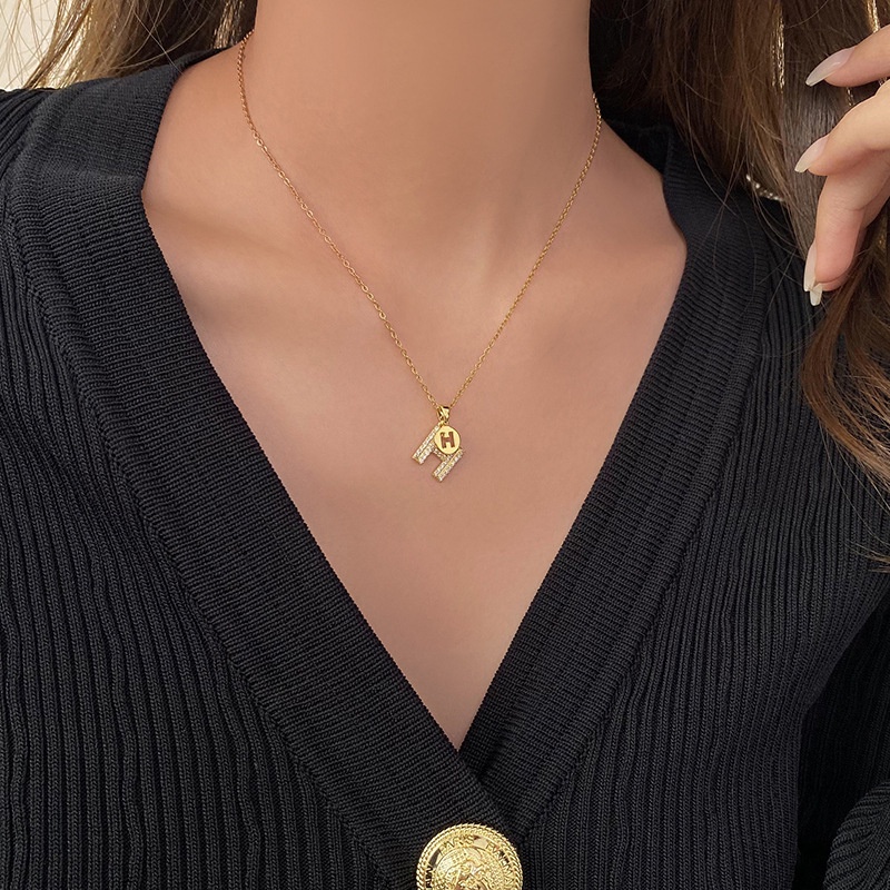 Dây Chuyền Thép Titan Mạ Vàng 18K Đính Kim Cương Toàn Diện Thanh Lịch Dễ Phối Đồ Cho Nữ