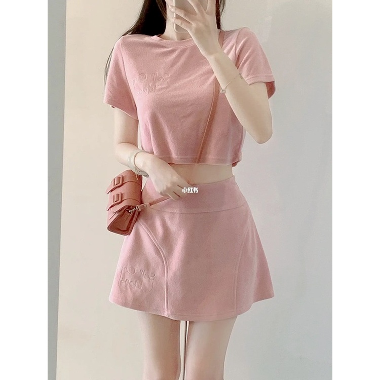 Set Áo Thun Crop Top Phối Chân Váy Lưng Cao Ôm Dáng Thời Trang Mùa Hè Ngọt Ngào Cho Nữ