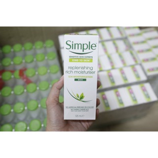 Kem dưỡng cho da khô Hydrating Rich Moist Simple