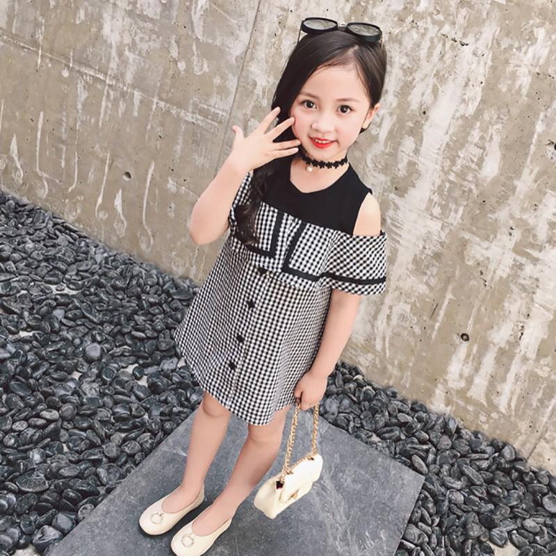 Đầm cotton kẻ ca rô trễ vai dễ thương cho bé