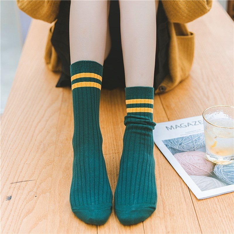 1 Đôi Vớ Cotton Cổ Thấp Họa Tiết Kẻ Sọc Thoáng Khí Thời Trang Cho Nữ