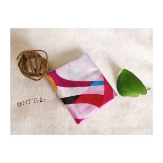 Khăn lụa muji